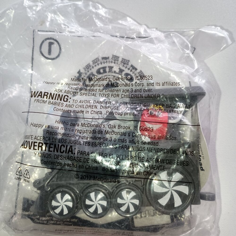 McDonald's 2017 Christmas Train Set-Train (New) with 7 Wagons and Caboose (Used)
